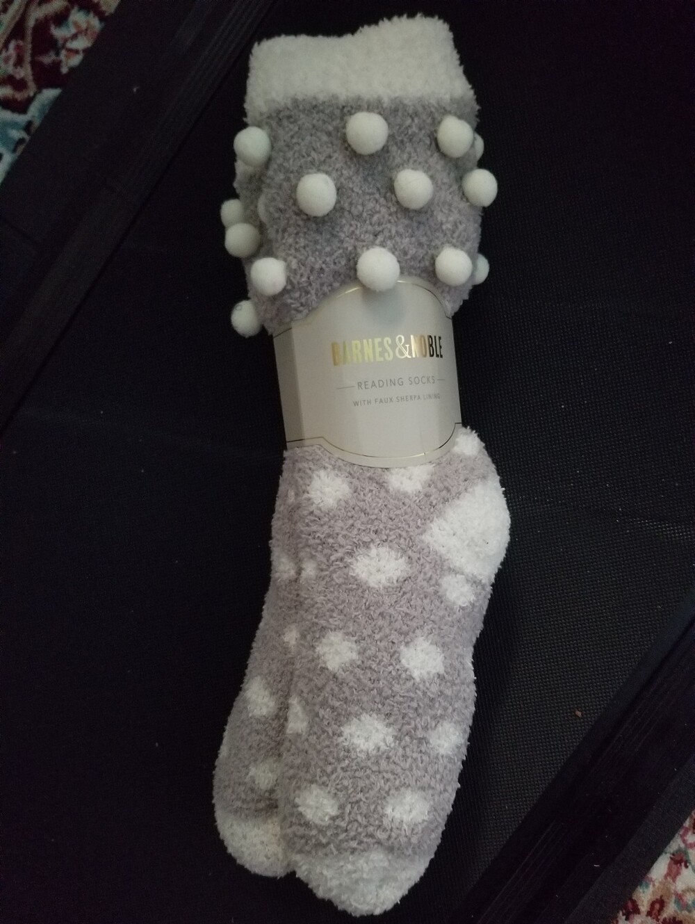 Barnes & Noble Women's Gray Reading Socks w/ Faux Sherpa Lining Size 9-11